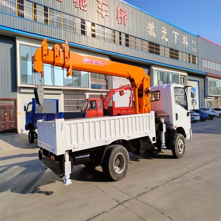 八德区三轮随车吊定制 农用改装机自备吊中瑞长期出售